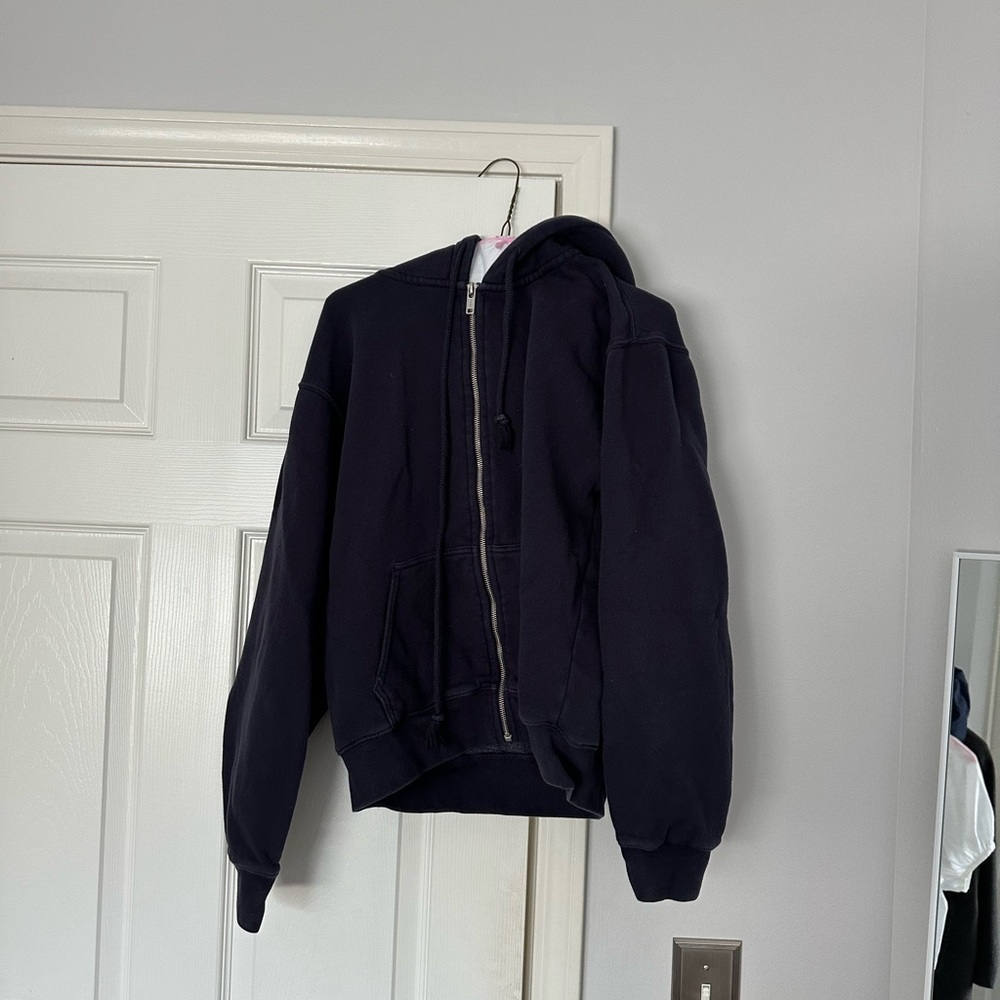 Brandy Melville zip up